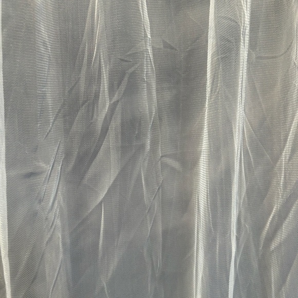 Beautiful single panel curtain - Picture 3 of 8